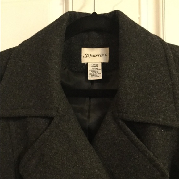 ❌ SOLD ❌ St. John Bay Womens Pea Coat Sz L - Picture 2 of 4